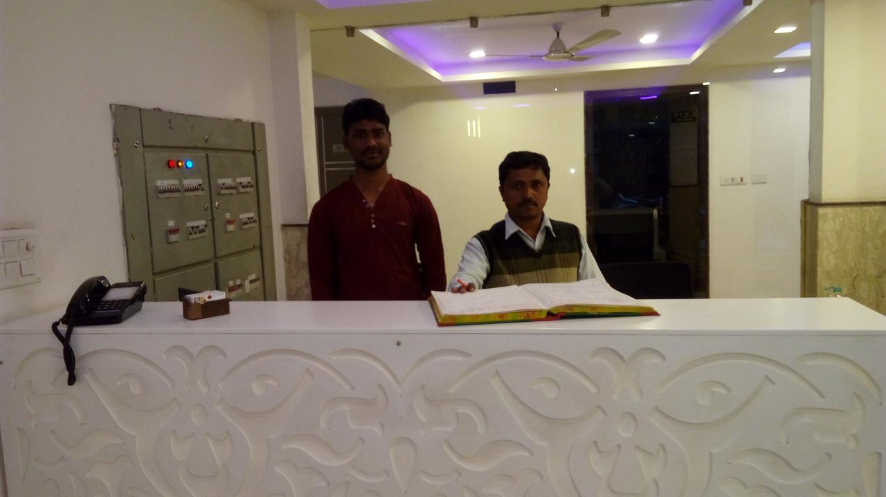 Hotel Grand Shyam- In Front Of New Delhi Railway Station-Couple Friendly Nova Deli Exterior foto